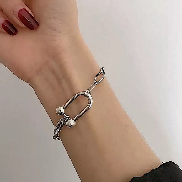 Sterling Silver Horseshoe Chain Link Bracelet - Picture 6 of 7